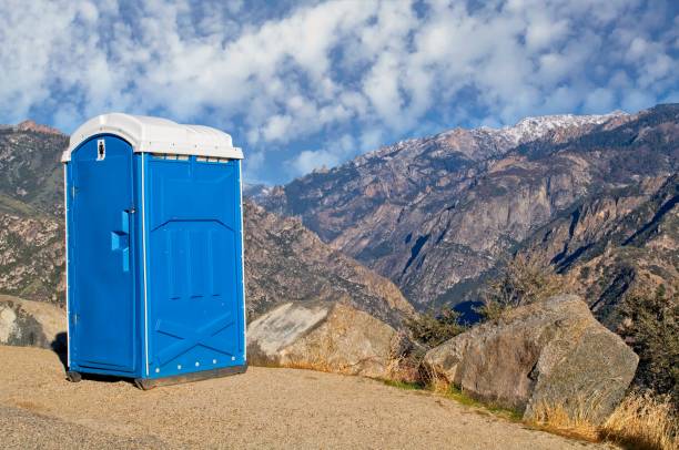 Best Porta potty delivery and setup  in Middlebranch, OH